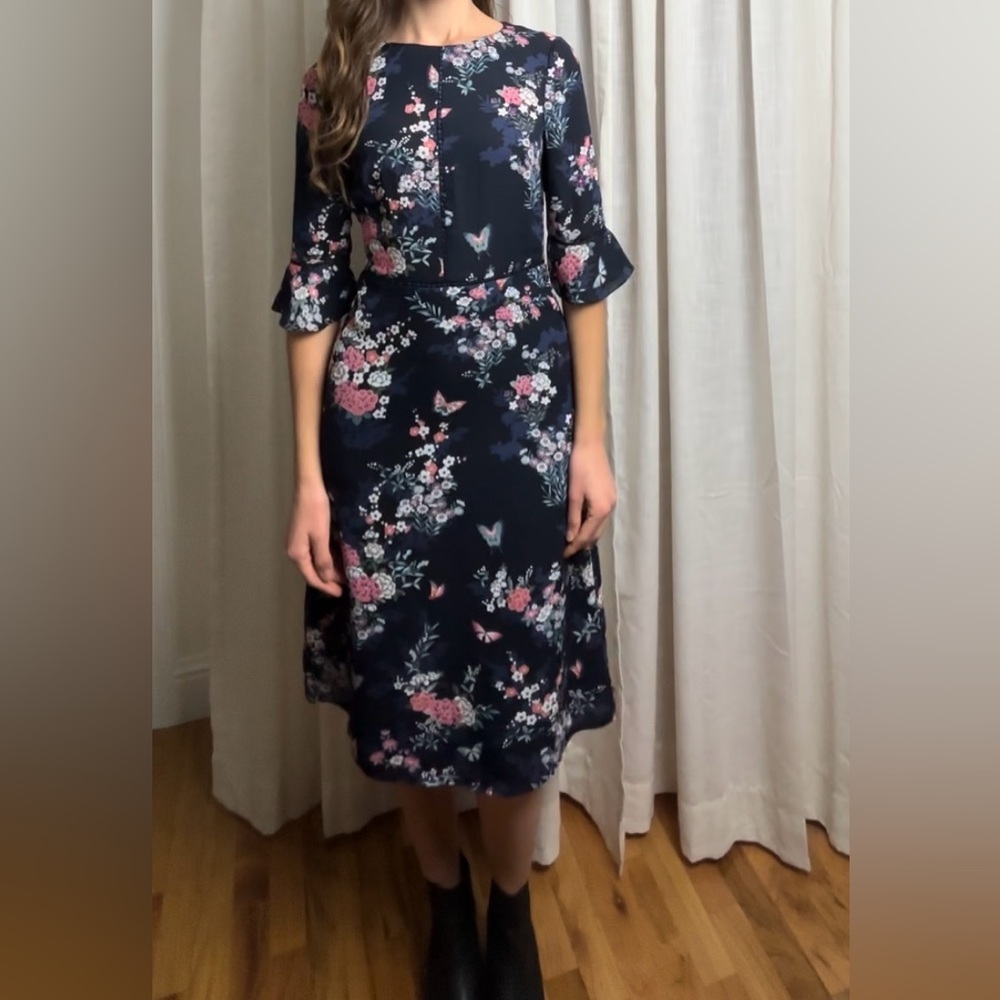 Oasis floral midi dress crew neck navy quarter sleeve